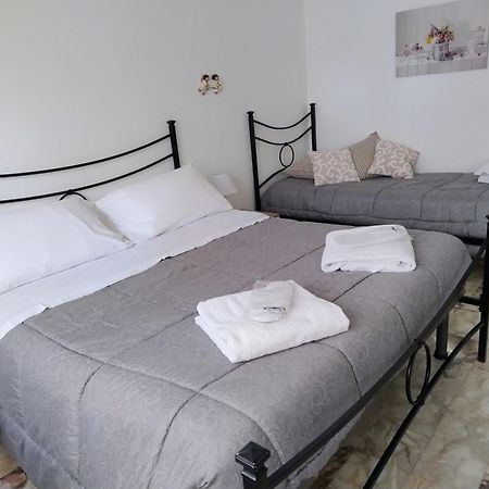Bilocale Climatizzato A 850M Dalla Spiaggia Casa Katia Marina di Massa Exteriér fotografie